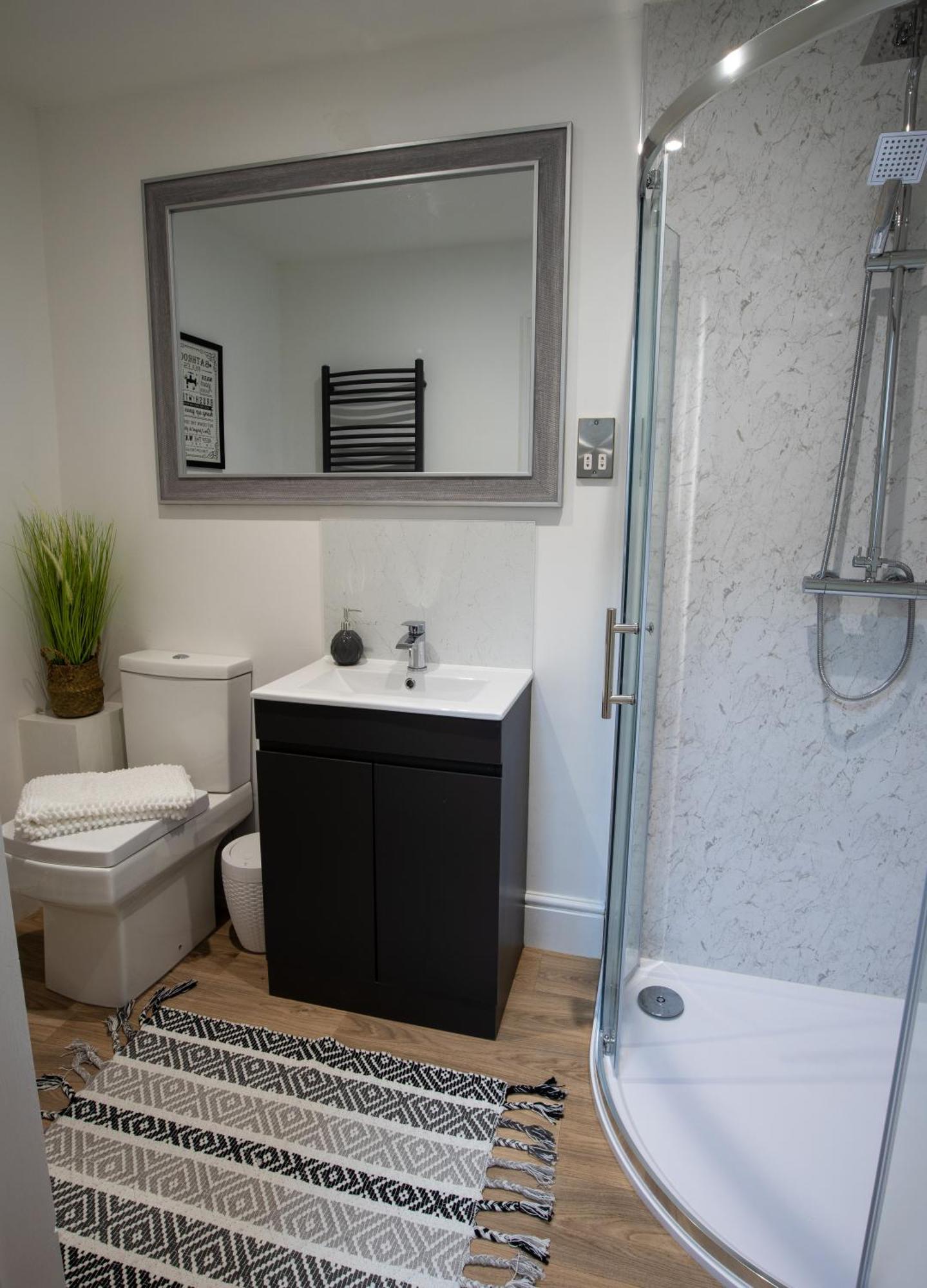 One Bed Apartment, Close To Train, City, Beach And Hospital Long Booking Welcome WTA WTA Eastbourne Exterior foto